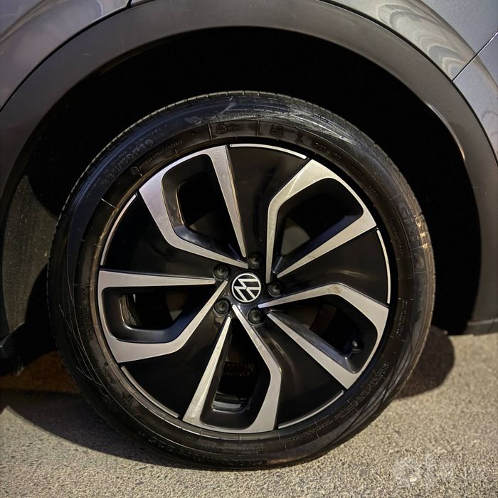 Volkswagen ID4 2021 Toza
