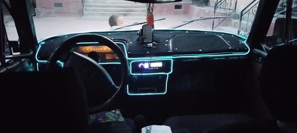 Moskuvich moshina sotiladi