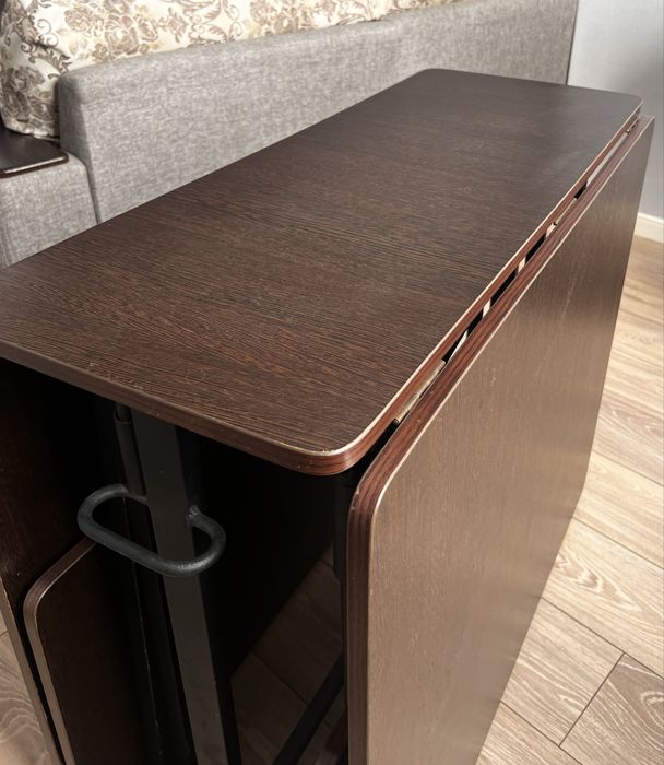 Стол книжка