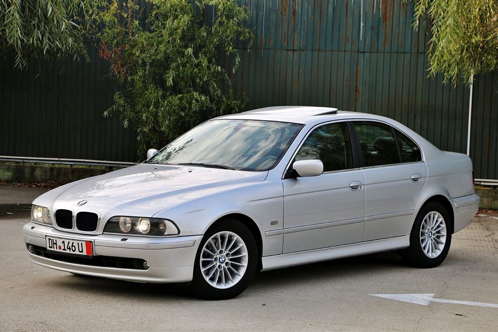 BMW 5 Series 2000 — imagine 2