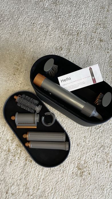 DYSON в двух расцветках