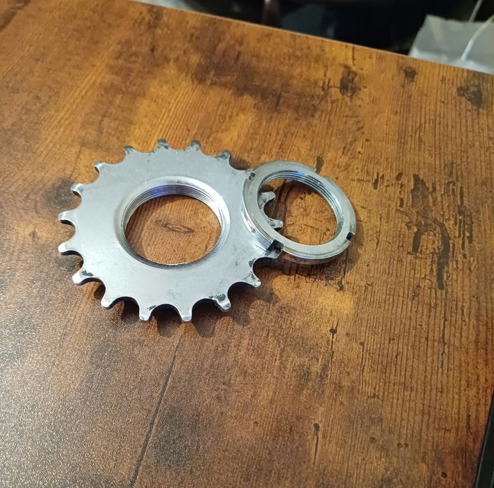 Fixed gear, ког на 18 и коглок