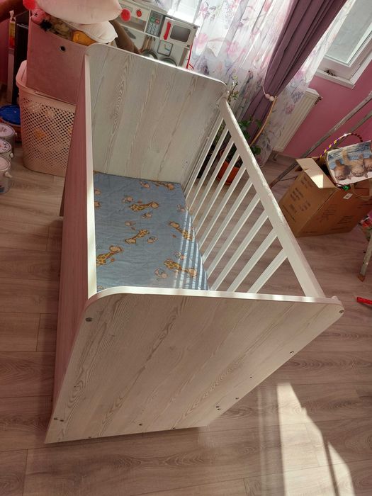 Детско легло с опция люлка