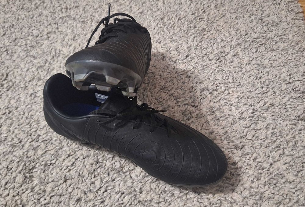 Ghete fotbal nike Phantom nr.45