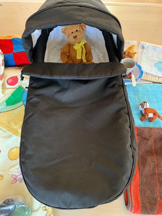 Vând landou Brio (4)super calitate.