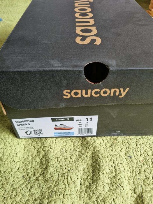 Чисто нови Saucony Endorphin Speed 5 номер 45 маратонки