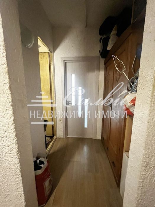 Продава се Тристаен апартамент в Шумен, Еверест - 85 кв.м за 1050 €/кв.м - Снимка #11