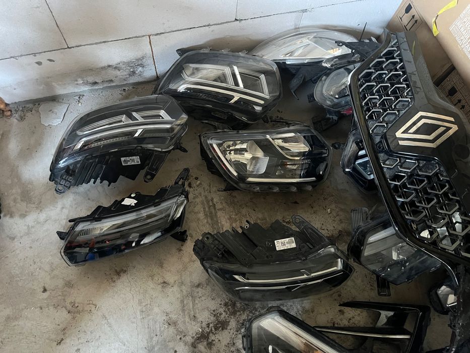 Фарове за Рено и Дачия