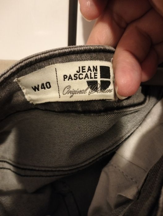 Pantaloni bărbați din blugi