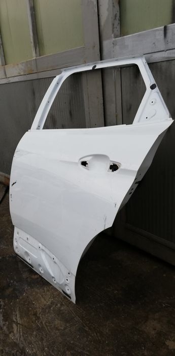 3 бр. задна лява и 2 бр. задна дясна врата Peugeot 3008 2 (2016-2019)