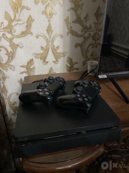 PS4 slim IDEAL.
