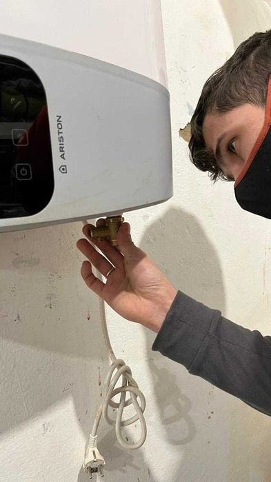 Ремонт титанов , бойлеров , водонагревателей .