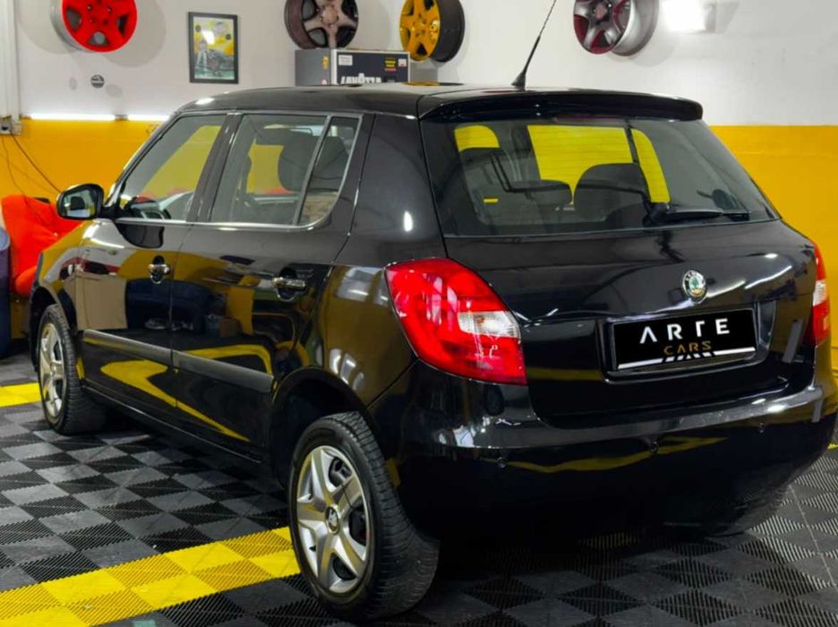 SKODA Fabia 2010 — imagine 4