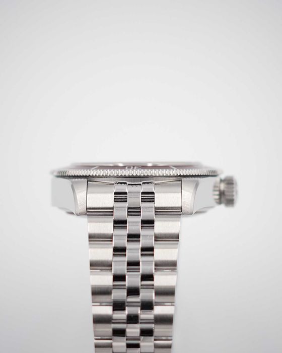 Tudor Black Bay Burgundy