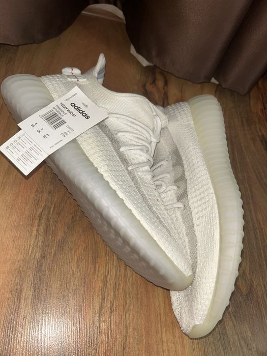 Yeezy boost 350 white