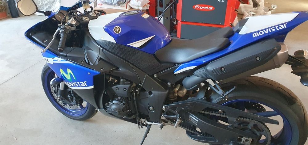 Set complet carene Yamaha R1 RN225 Timisoara • OLX.ro