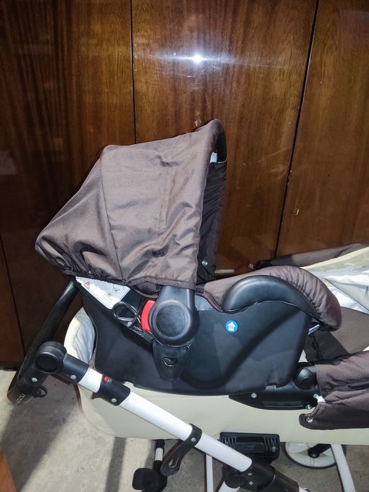 Бебешка количка Retrus Valenso 3 в 1