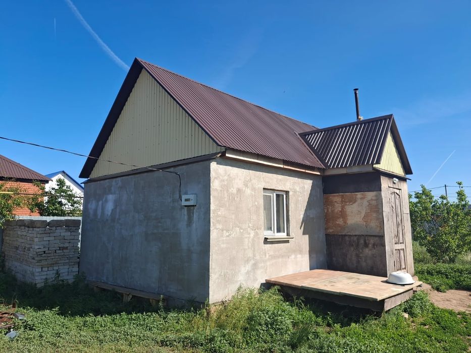 Участок с домиком