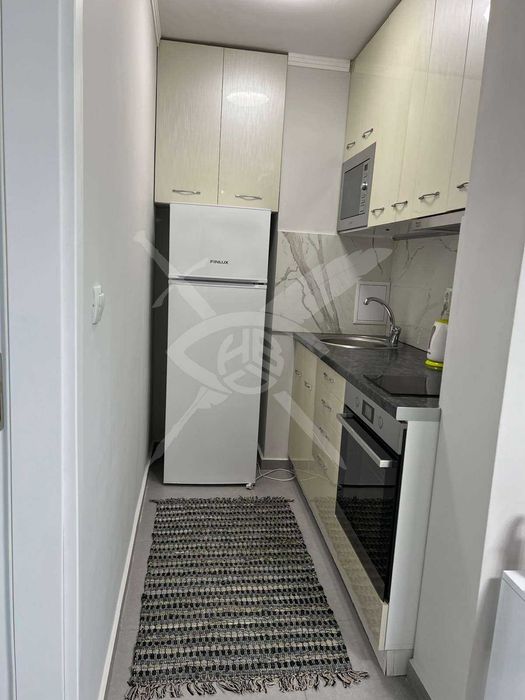 Тристаен апартамент - центъра на Пловдив - 1749411