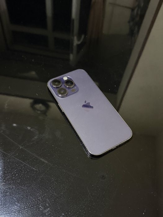 IPhone14 Pro б/у есть документы коробка