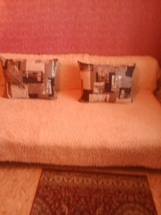 диван у бу в хорошем состоянии