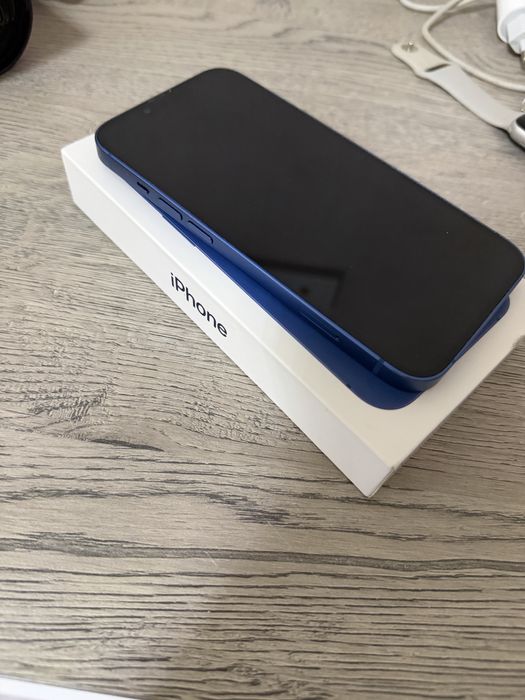 Продается Айфон 13,256гб