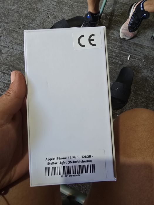 Iphone 13 mini stellar light