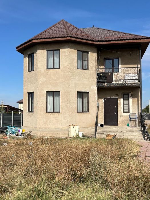 Продам дом на запчасти