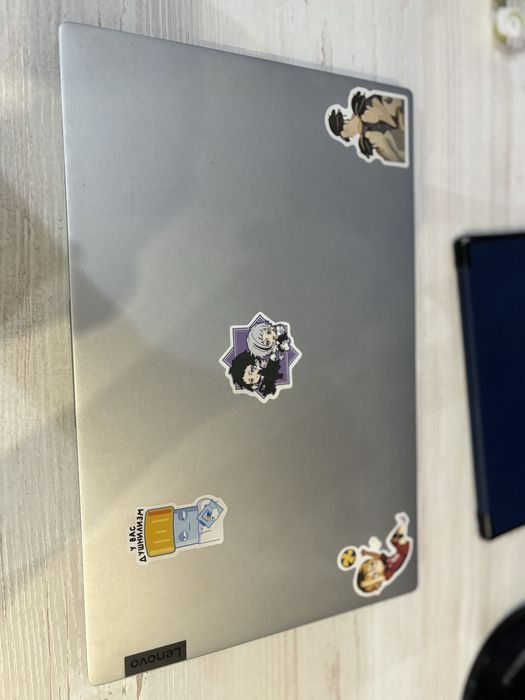 Ноктбук LENOVO