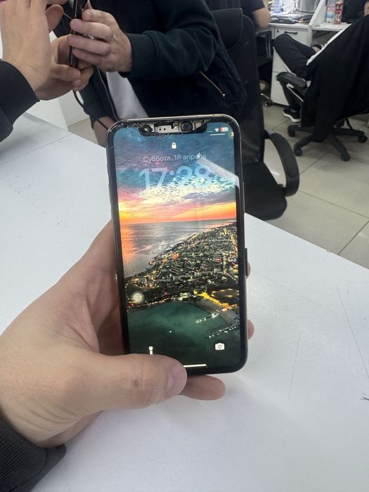 Iphone 11 pro 256 гб 70%