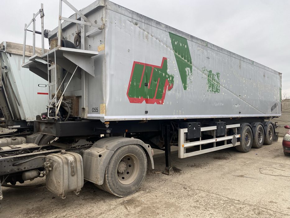 6 ansambluri cereale MAN +bena cereale/SCHIMB cu buldoexcavator