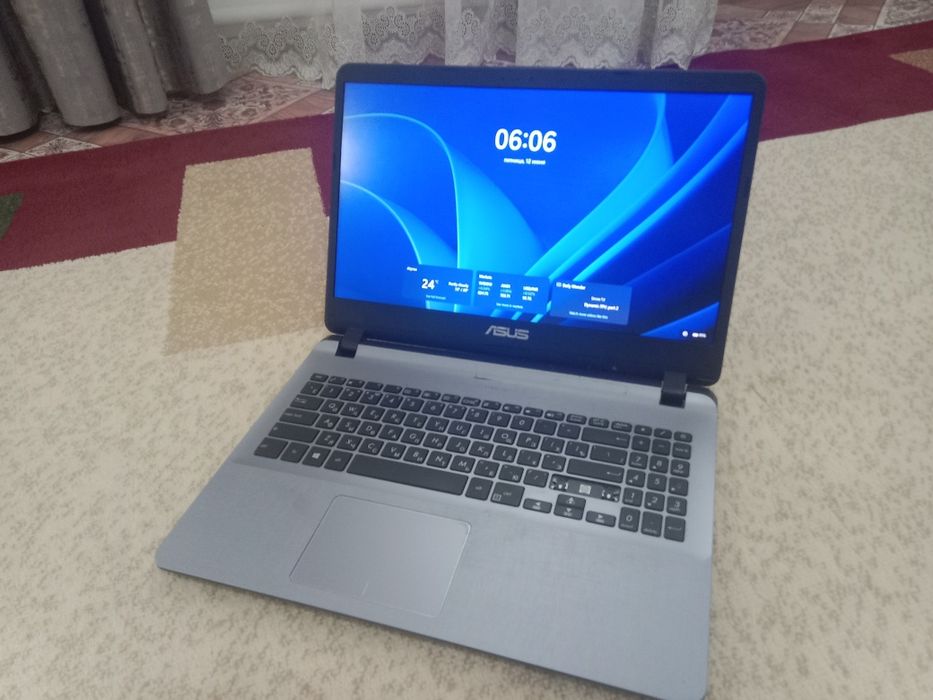 Ноутбук Asus X507M