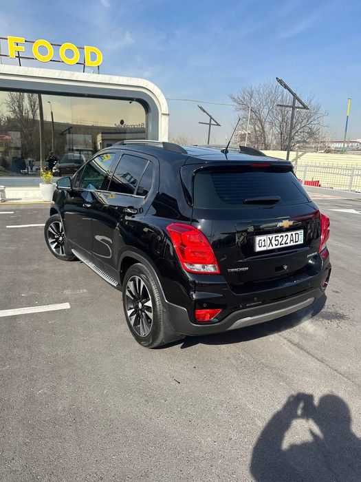 Трекер 1 LTZ PREMIER 2020 йил сотилади