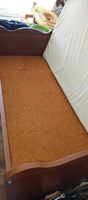 Легло Детско обзаведено матрак мемори люлка чекмеджета влагоабсурбатор