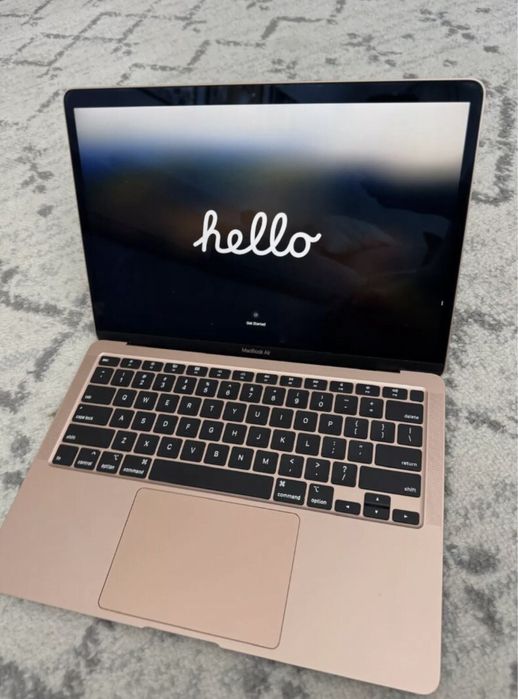 Apple Mac book air 13