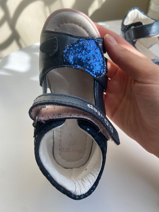 Сандали за момиче DD step