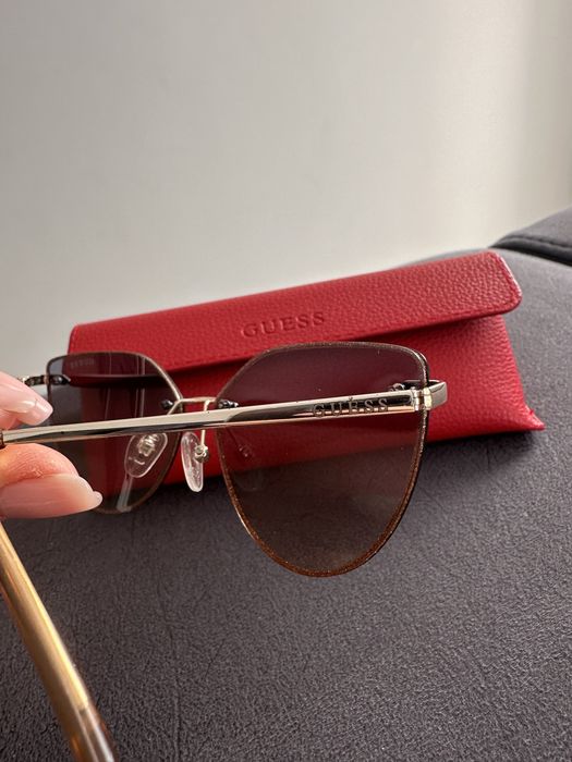 Слънчеви очила Guess