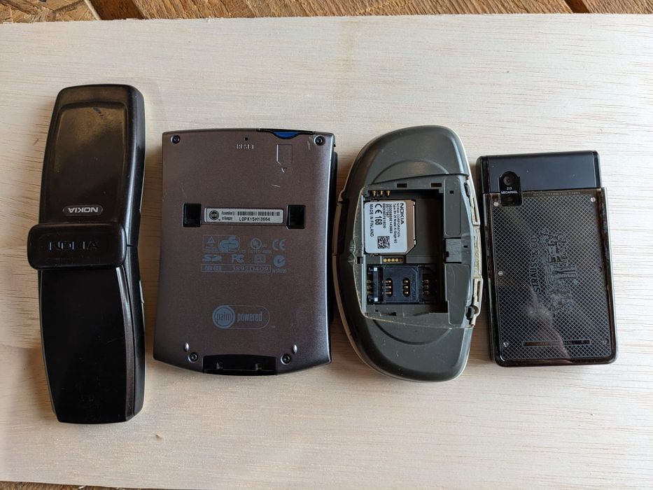 De vânzare telefoane Nokia