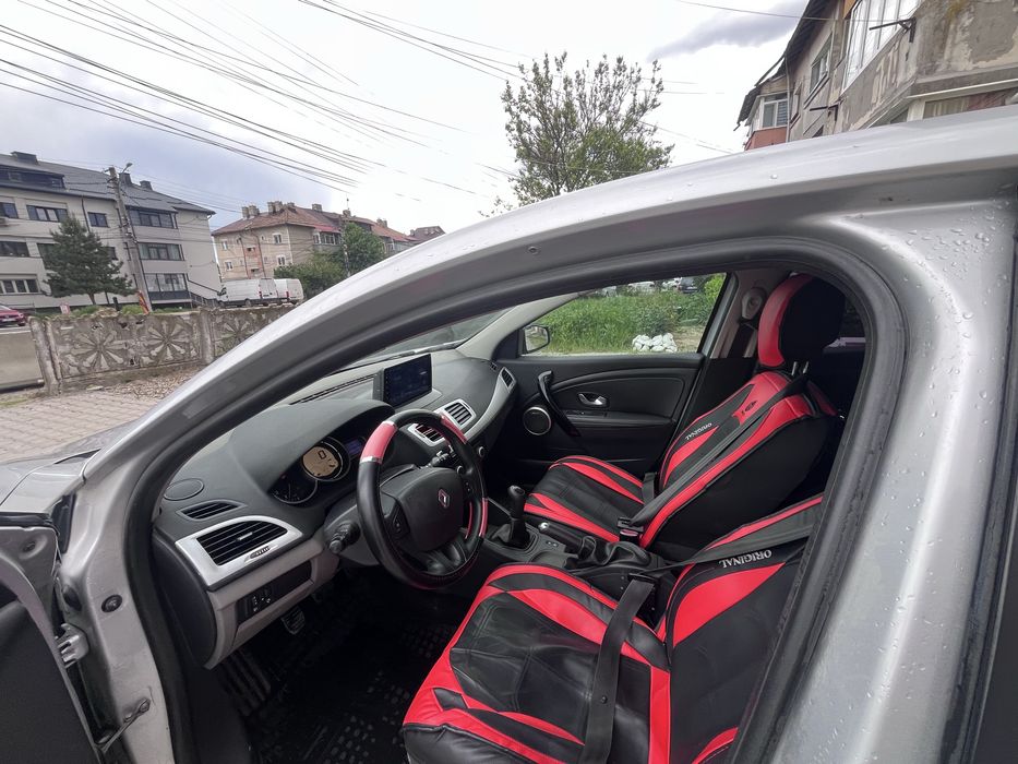 Renault megane 3    1.5 DCI     2011 fiscal pe loc