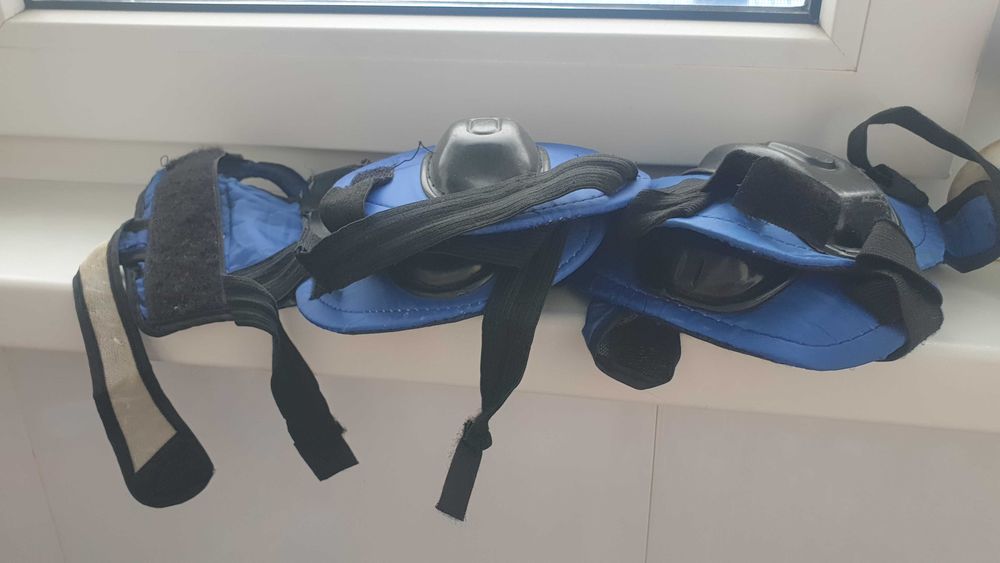 Роликовые коньки