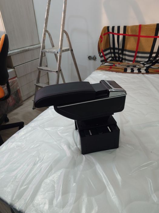 Продам подлокотник универсальный