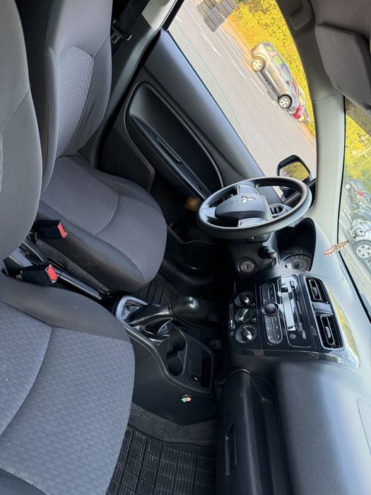 Mitsubishi Space Star 2018 benzina polo,fabia, corsa