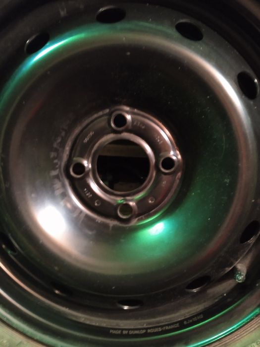 Чисто нова лятна единична гума Continental