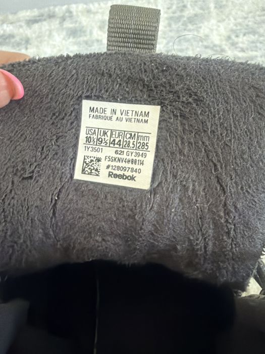 Продам мужские ботинки оригинал reebok