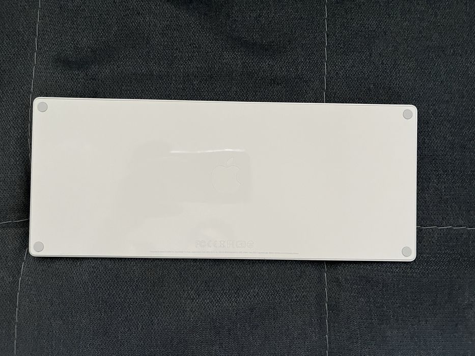 Apple rechargeable  Magic Keyboard