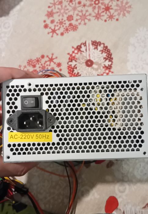 Захранване 420W;245W и вентилатори за компютър