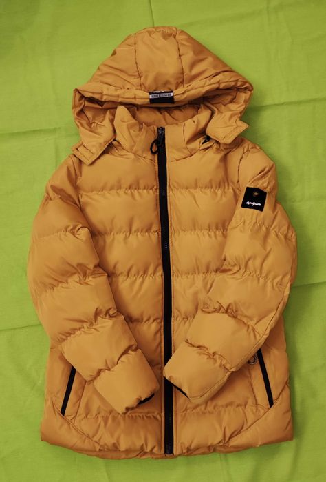 Зимно яке цвят горчица