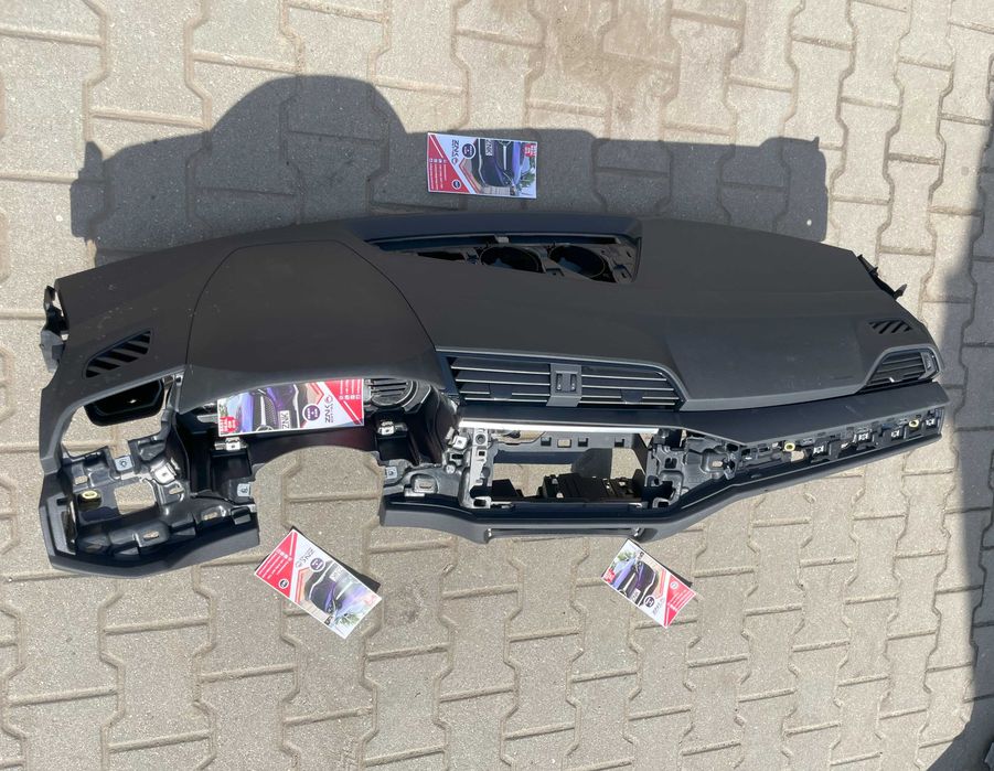 AUDI Q3 83a F3 plansa de bord - kit airbag - set centuri de siguranta
