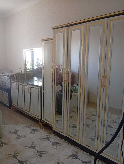 Kvartira 3/4/4 , Mansardasi bor, Sergeli 3-bekat, Yangihayot, 73