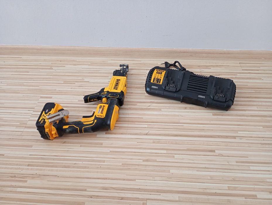 Autofiletanta rigips Dewalt DCF 620